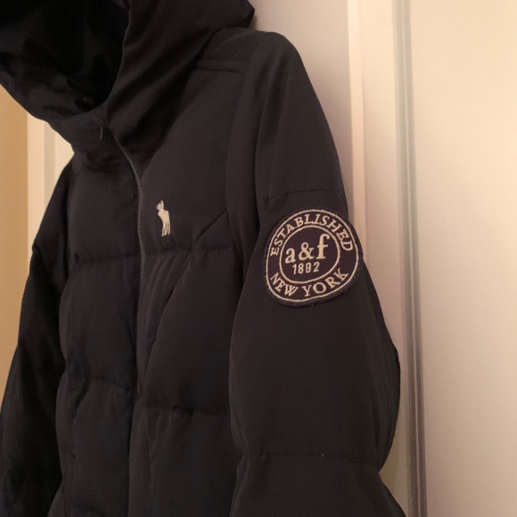 Abercrombie Kids Navy Blue Hooded Down Puffer Jacket Size XL - Picture 8 of 15